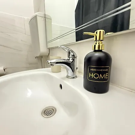 Maison d'hôtes Netflix - Vicino Al Centro - Via Rometta Sassuolo